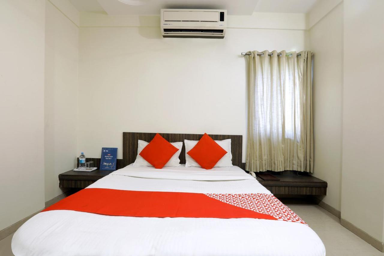 Oyo 4198 Hotel Shri Sai Murli 쉬르디 외부 사진